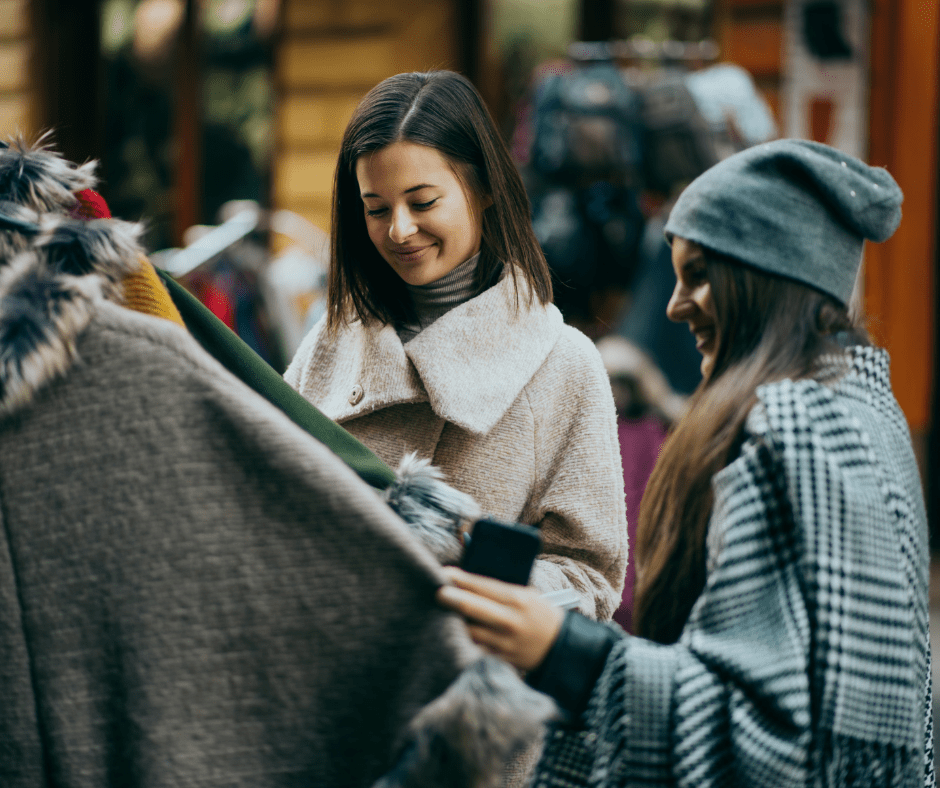 Women Shopping in Budapest