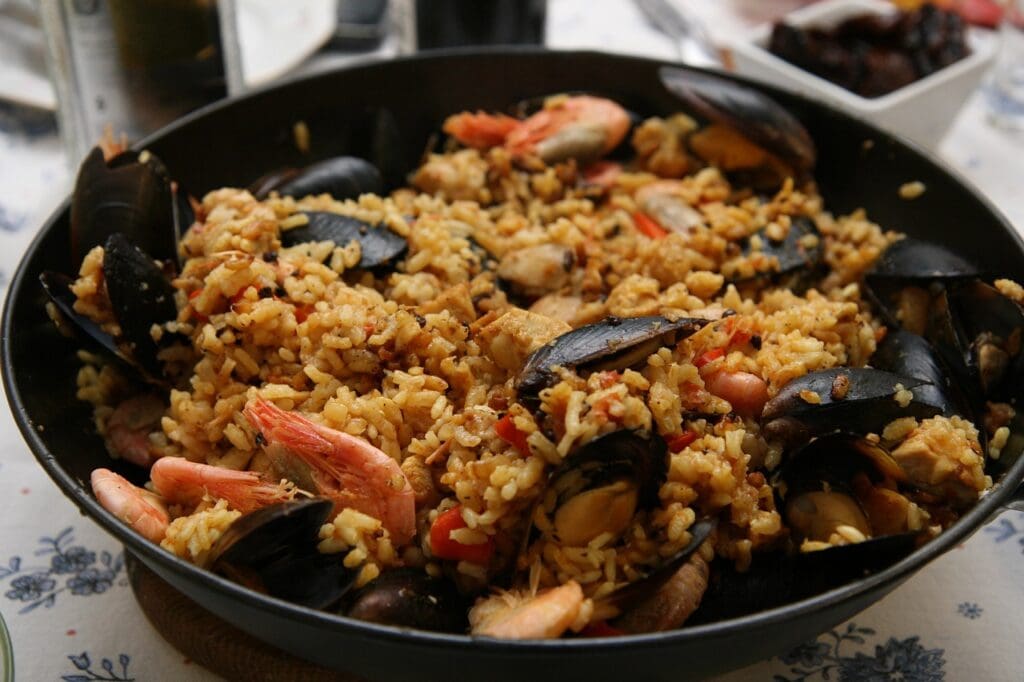 paella spain